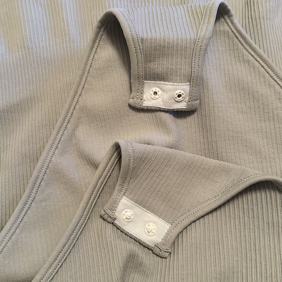 Ribbed square neck body suit gray Size L NWOT - Picture 6 of 8
